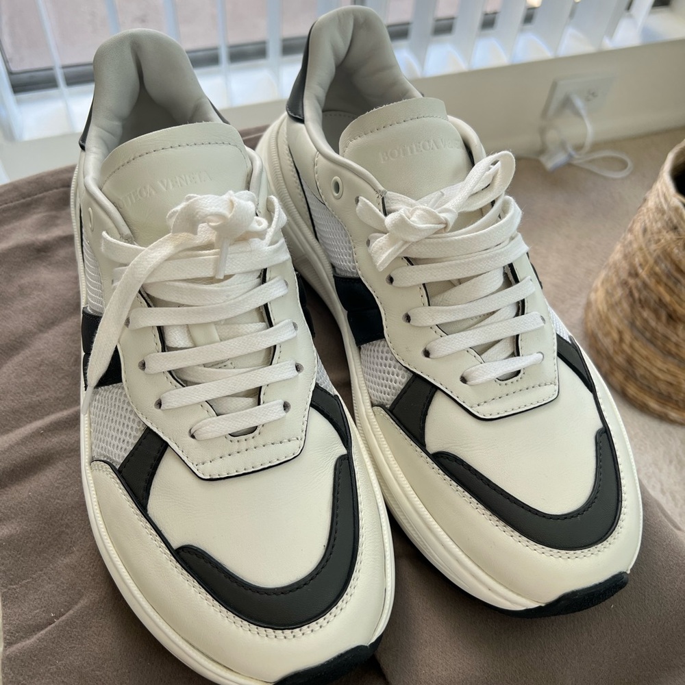 BOTTEGA VENETA SPEEDSTER SNEAKERS US 10 MENS